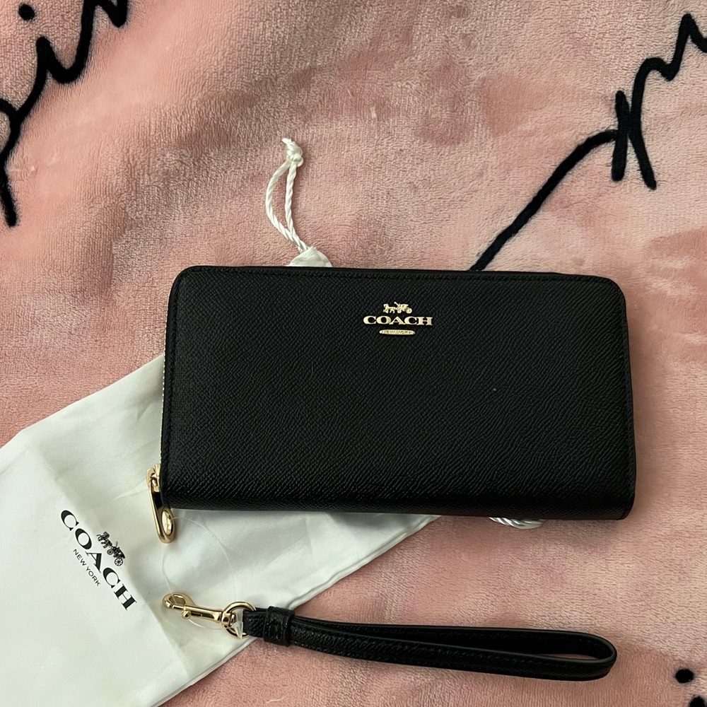 NWT Black Coach Wallet